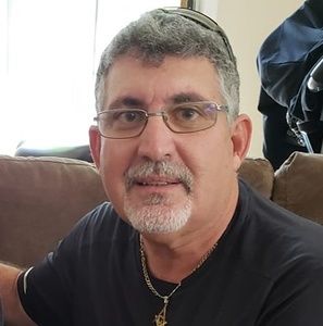 Meet your Posher, Pedro angel